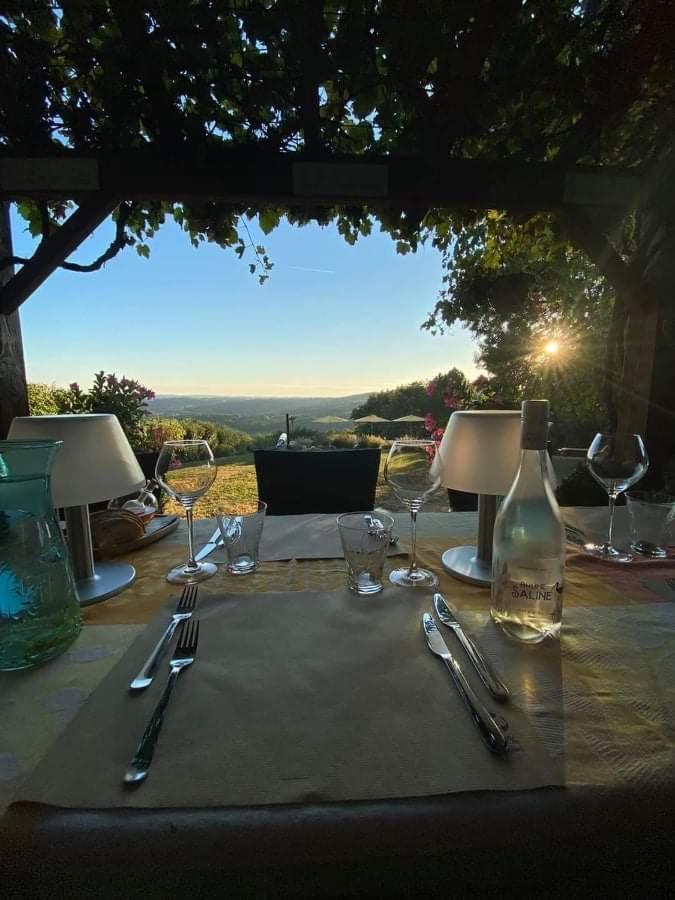 La Maison Bleue Juillac  外观 照片