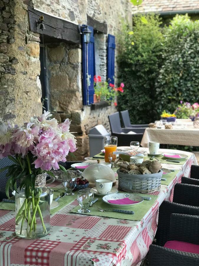 La Maison Bleue Juillac  外观 照片