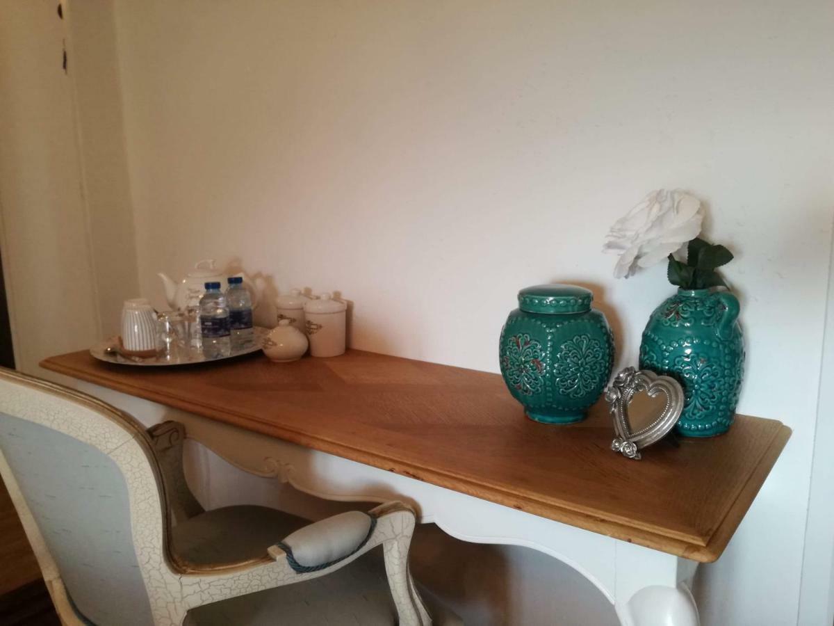 La Maison Bleue Juillac  外观 照片