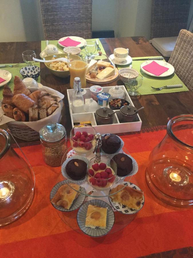 La Maison Bleue Juillac  外观 照片
